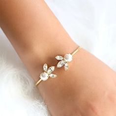 Bridal Pearl Bracelet, Bridal Cuff Bracelet, Fan Bracelet, Bridal Cuff, Bridal Bracelet Pearl, Wedding Bracelets, Open Cuff Bracelet, Bridal Bangles, Crystal Bangle