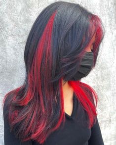 Hair Colors – Beautiful Peekaboo Highlights Ideas For The Stylish You - davidreed.co Black And Red Hair, Simpul Dasi, Red Hair Inspo