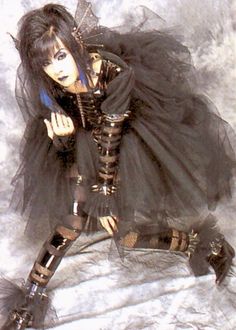 Visual Kei Fashion, Dead Makeup, Kei Fashion, Dir En Grey, Grey Gardens, Emo Scene, 80s Fashion