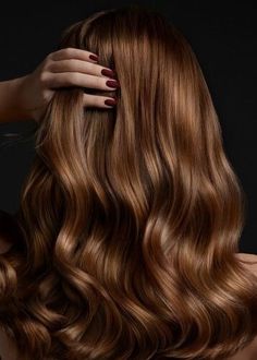 Beauty Hair Photography, Hair Advertising, Hair Salon Pictures, Global Hair, Salon Pictures, Hair Color Caramel, Caramel Hair, Hair Care Brands