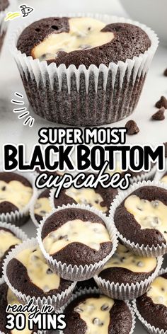 Black Bottom Cupcakes Comfort Food Recipes Casseroles, Black Bottom Cupcakes, Cream Filled Cupcakes, Halloween Food Cupcakes, Cupcake Recipes Chocolate, Cheesecake Cupcakes, Cake Fillings, Black Bottom