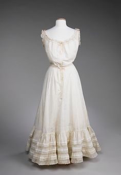 Edwardian Dress, Frou Frou