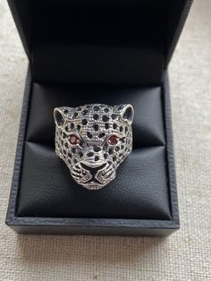 Super gorgeous ring Quality sterling silver panther/Jaguar statement ring Featuring red cubic zirconia eyes Exquisite casting & beautifully detailed  Excellent quality  brand new Panther Ring, Jaguar Car, Gorgeous Ring, Statement Ring, Rings Statement, Jaguar, Panther, Fashion Ideas, Statement Rings