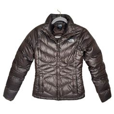 The North Womens Face 550 Goose Down Puffer Quilted Jacket Color Brown Size Xs Zip Pockets Zip Up Closure Great Condition Puffer Jacket Brown, Womens Face, Down Puffer Jacket, The North Face Jackets, North Face Jackets, North Face Jacket, Quilted Jacket, Woman Face, Puffer Jacket