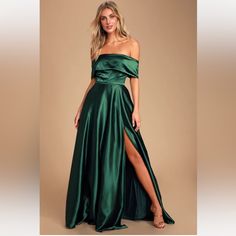 Nwt. Lulus. Thick Material. Green Wedding Guest Dresses, Forest Green Dresses, Easter Dresses For Toddlers, Green Satin Dress, Green Wedding Dresses, Pink Sequin Dress, Full Maxi Skirt, Strapless Prom Dress, Emerald Green Dresses