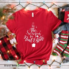 New Christmas design to wear during the holidays! These t-shirts make working through the holidays easier and comfortable. In addition, they help promote your business anywhere you go! Please remember to choose a design color in the personalization section.  The equipment and supplies used to make my products are all commercial grade quality. Each design is made with one of the best vinyl in the industry and cut with a commercial grade plotter. It is then pressed with a high-pressure commercial Merry Christmas Family, Cute Christmas Shirts, Christmas Lovers, Merry Christmas Shirts, Family Tees, Xmas Shirts, Tree Shirt, Family Christmas Shirts, Reindeer Christmas