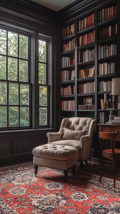 a chair in front of a book shelf filled with books