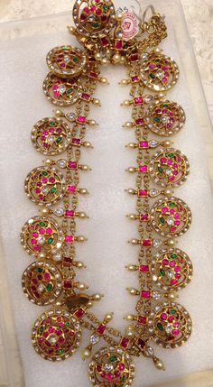 Kundan Bottu Mala, Bottumala Designs, Bottu Mala Designs, Ram Parivar, Full Moon Necklace, Delicate Choker, Anklet Gold, Bar Necklaces