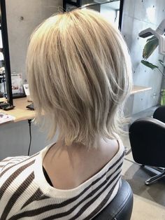 Razor Cuts, Dyed Hair Inspiration, Mixed Hair, Edgy Short Hair, Shirt Hair