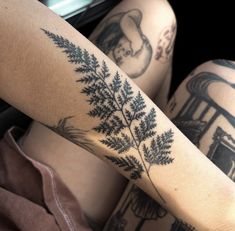 Botanical Bicep Tattoo, Leaf Tattoo Ribs, Fern Knee Tattoo, Bristlecone Pine Tattoo, Fern Symbolism, Fern Tattoo Arm, Woodland Tattoos, Woodland Tattoo, Pet Portrait Tattoos