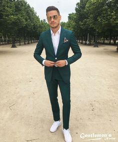 Grad Suits, Suit For Prom, Prom Outfits For Guys, Green Suit Men, White Outfit For Men, Prom Suits For Men, Black Outfit Men