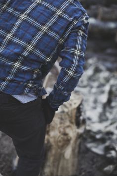 Forest Life, Black Guy, Mens Fashion Rugged, Looks Style, His Hands, Blue Plaid