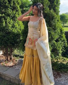 Ankita Bhardwaj | Choose your player 🫶🏽 | Instagram Aesthetic Lehengas, India Outfits, Culture Outfits, Indian Fits, Desi Clothing, Desi Fits, Indian Bridesmaid Dresses, Haldi Outfits, Desi Dress