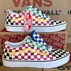 New In The Box Authentic Vans Old Skool Glitter Check Multi/True White Wmns Sneakers Pink Slip On Vans, Vans For Women, Blue Velvet Shoes, White High Top Vans, Wardrobe Aesthetic, Maroon Vans, Purple Vans, Leather Vans, Vans Suede