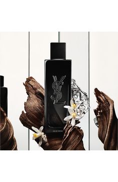 What it is: A two-piece set with full and travel sizes of MYSLF, a fragrance that seamlessly fuses with skin and reveals a distinct scent for each individual. Fragrance story: A woody, aromatic fragrance combining bergamot and orange blossom notes with a patchouli heart for a sensual, masculine freshness. MYSLF is the expression of the man you are, with all of your emotions and nuances. A distinctly unique, long-lasting fragrance for those breaking stereotypes and traditions. My scent, MYSLF. St Ysl Parfum, Ysl Perfume, Yves Saint Laurent Men, Bergamot Orange, Masculine Fragrance, Ysl Beauty, Perfume Design, Austin Butler, Woody Fragrance