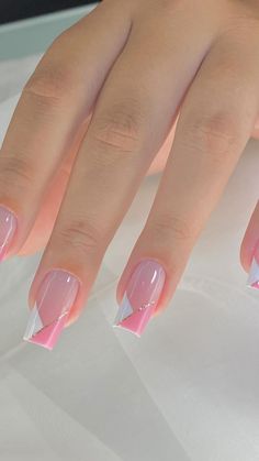 Isabel Nogueira | ❤️ | Instagram Acrylic Nails Tips Color, First Day Of School Nail Ideas, Cute Nails Design Ideas, New Nail Trends 2024 Summer, Nails Design Ideas Simple, Easy Acrylic Nails, Ideas Para Uñas, Nails Ideas For Summer, Manicure Elegante