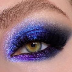 Purple And Blue Eyeshadow, Chrome Eyeshadow, Eyeshadow Colors, Purple Makeup, Purple Eyeshadow