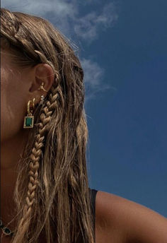 Multipack Small Gold Hoop Earrings Set for Women, 14k Real Gold Plated Long Funky Haircut, Boho Hairstyles With Bangs, Embracing Natural Beauty, Boho Bangs Hair, Hair Styles For Brown Hair, Cute Beachy Hairstyles, Small Braid Hairstyles, Cute Hairstyles Wavy Hair, Little Braids In Hair