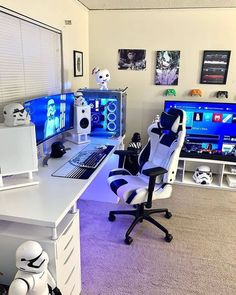 star wars themed office space with computers and toys