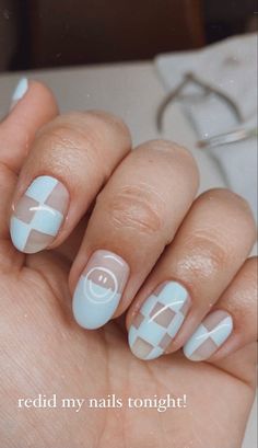 Checker Nails Short, Gel Nail Designs For Back To School, Cute Nail Inspired Short, Nail Designs Blue Short, Cute Nails Ideas For Short Nails, Cute Short Nail Styles, Cool Nail Designs Simple, First Day Of School Nails 7th Grade, Tan Gel Nails Design