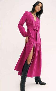 Find ideas๏ฟฝand inspiration for NWT FREE PEOPLE KENDRA BELTED BUTTON FRONT L/S MIDI DRESS SZ S MAGENTA Z101-13, Womens Dresses Free People Boho Dress, Indigo Children, Free People Maxi, Free People Maxi Dress, Free People Mini Dress, Designer Midi Dresses, Button Front Dress, Long Sleeve Midi Dress, Adjustable Belt