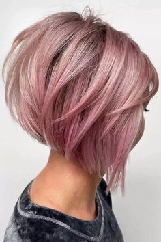 Check the link in the bio to get your FREE hairstyle treatment product. Explore short hairstyles, braided looks, and curly styles perfect for thin and fine hair, including the chic bixie 90s haircut. #hairstyles #shorthairstylewomen #braidedhairstyles #hairstylesforthinhair #haircutsforthinfinehair #bixie90shaircut #curlyhairstyles Reverse Bob Haircut, Purple Blonde Hair, Stacked Inverted Bob, Inverted Bob Haircut, Inverted Bob Short, Pink Bob, Hair Styles Easy