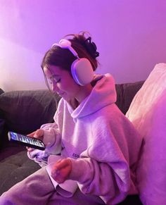 Sophia Birlem, The Story, Headphones, Wattpad, Instagram