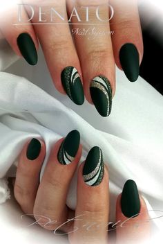 Pretty Green Nails, Slytherin Nails, Nails With Green, Bright Nail Art, Nails Collection, Nail Art Designs Images, Nails Art Ideas, Beauty Hacks Nails