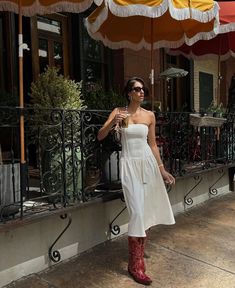 Ivory strapless corset midi dress Danielle Bernstein, Corset Midi Dress, Nyc Photography, Strapless Corset, June 15, Insta Instagram, Accessories Necklace, New York Fashion, Summer Days