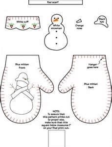 the paper snowman is cut out and ready to be sewn