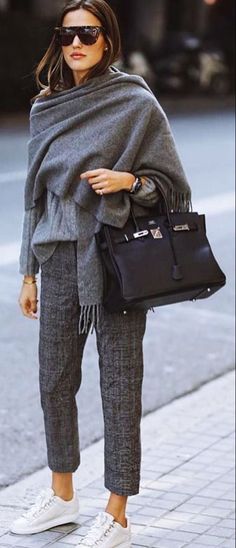 Clothing Winter, Outfit Chic, Work Dresses For Women, Mens Winter, Mode Casual, Cute Winter Outfits, Winter Outfits For Work, Winter Trends, Winter Coats