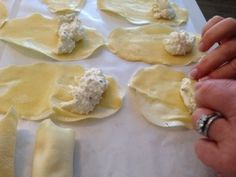 Lamp Chops Recipe, Homemade Manicotti Recipe, Italian Manicotti, Manicotti Recipes, Manicotti Crepes, Homemade Manicotti, Manicotti Pasta, Manicotti Recipe, Crepe Recipe