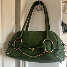 Reposhing This Item I Purchased From @Nykholemarek. Green Tom Ford Era Gucci Shoulder Bag. Loved It, But Ready To Rotate For Something New. This Shape And The Horse Bit Design Are Everything Right Now, It Deserves To Be With Someone Who Will Use It! 90s Gucci, Gucci Horsebit, Horsebit Bag, Questions? Leave A Comment Below! Gucci Horsebit Bag, 90s Gucci, Tom Ford For Gucci, Be With Someone Who, Gucci Horsebit, Horse Bits, Gucci Gucci, Gucci Shoulder Bag, Be With Someone