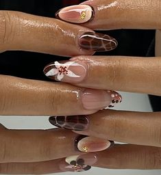 Gelx Inspo Nails Fall, Paul Frank Nails, Brown And Purple Nails, Almond Shaped Nails Designs Fall, Winter Nail Inspo 2024, Nails Inspo 2024, Nails 2024 Winter, Gel X Nails Ideas, Lacy Nails