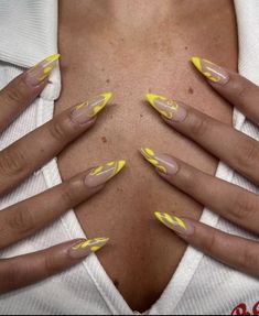 Nail Shapes Black Women, Bodysuit Party Outfit, Vacation Nails Dominican Republic, Spring Nails Black Women, Long Almond Nail Designs, Summer Yellow Nails, Abstract Nail Art Designs, Sassy Nails, Drip Nails