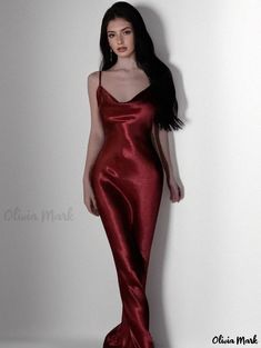 Olivia Mark - Vintage Retro Red Sleeveless Deep V-neck Maxi Dress with Backless Design – Elegant Formal Evening Gown Formal Evening Gown, Red Gowns, Floral Sleeve, Backless Design, Tea Length Dresses, Evening Gowns Formal, Types Of Skirts, Deep V Neck, Evening Gown