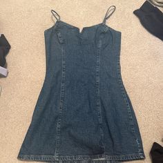 Denim Dress Medium Wash Mini Length Denim Top, Mini Length Denim Dress For Day Out, Casual Gap Dress In Medium Wash, Gap Medium Wash Denim Dress, Casual Medium Wash Gap Dress, Gap Casual Medium Wash Dress, Medium Wash Mini Denim Dress, Dark Wash Mini Length Denim Top, Medium Wash Denim Mini Dress