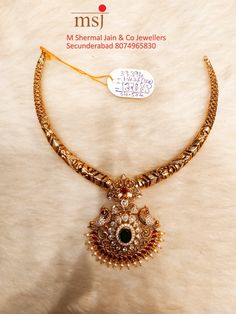 40 Gms Gold Necklace, Kante Jewellery, Kanti Necklace, Hindu Jewelry, Mang Tikka, Golden Pendant, Temple Jewelry Necklace, Choker Necklace Designs