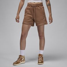 Your wardrobe must-have is back and cozier than ever. Smooth on the outside and brushed soft on the inside, these heavyweight fleece shorts are the perfect way to add a little warmth to your day. A roomy fit gives them a comfortable feel with room to move. Brown Cotton Shorts For Streetwear, Cozy Shorts With Pockets, Brown Streetwear Shorts, Brown Short Bottoms For Streetwear, Diamond Shorts, Fleece Shorts, Women Lifestyle, Women Diamond, Womens Fleece