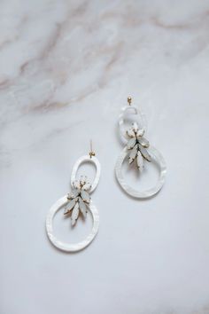 Magdalena Mother of Pearl Drop Earrings | Bridal collection | Hushed – Hushed Commotion Modern White Pearl Hoop Earrings, White Oval Hoop Earrings For Weddings, Pearl Drop Earrings Bridal, Modern Hoop Earrings, Jewelry Wishlist, Long Drop Earrings, Hoops Earrings, Pearl Drop Earrings, Bead Designs