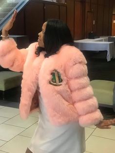 Alpha Kappa Alpha Fur Coat Alpha Kappa Alpha Pajamas, Alpha Kappa Alpha Jackets, Alpha Kappa Alpha Founders, Pink And Green Dress, Pink Fur Coat