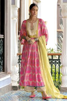 Shop for Rajiramniq Fuchsia Silk Printed Gathered Kurta Set for Women Online at Aza Fashions Luxury Navratri Slub Silk Kurta, Luxury Multicolor Embroidered Kurta With Printed Motifs, Luxury Multicolor Embroidered Resham Kurta, Luxury Kurta With Multicolor Resham Embroidery, Luxury Multicolor Embroidered Kurta For Spring, Luxury Traditional Kurta With Meenakari Details, Luxury Multicolor Embroidered Kurta For Transitional Season, Luxury Handloom Kurta For Festivals, Luxury Multicolor Kurta For Festivals