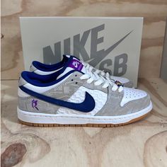 Nike - Sb Dunk Rayssa Leal - Sneakers - White/Gray - Women's - 9 - New With Tags/Box - Fz5251-001 With Box. Smoke-Free. Carefully Packaged When Shipped. Pair In Photos Is The Exact Par You’re Purchasing. Check Pictures For Details. Make Sure To Follow Us. We Post A Ton Of Shoes And Offer Bundle Pricing. Our Inventory: Nj03/26/24 Nike Shoes Photo, Air Force One Shoes, Jordan Low, Pretty Shoes Sneakers, All Nike Shoes, Nike Shoes Jordans, Top Nike, Cute Nike Shoes, Nike Sb Dunk