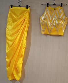 Yellow Dhoti Dress, Skirts With Crop Top, Dhoti Blouse, Dhoti Drape, Dhoti Top, Indian Dress Up, Haldi Dress, Haldi Outfits, Western Dresses For Women