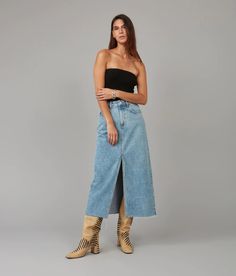 Halston Denim Maxi Skirt with Front Slit Skirts Lola Jeans White Lace Maxi Skirt, Sequence Skirt, White Long Skirt, White Lace Maxi, Cotton Maxi Skirts, Maxi Lace Skirt, Knit Maxi Skirt, Denim Chic, Denim Maxi