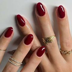 Red Short Nails Christmas, Red Xmas Nails Short, Short Nail Inspo Red, Pastel Red Nails, Red Nail Short, Short Almond Red Nails, Christmas Nails 2024, Red Natural Nails, Short Red Acrylic Nails