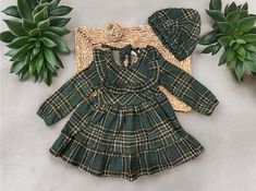 Wonderfully made dress will give your little princess a warm hug and a cute looking at the same time. The fabric is good for fall and winter seasons. Winter Plaid Ruffled Dresses, Cute Green Dress For Winter, Cute Green Winter Dress, Winter Princess, Made Dress, Wonderfully Made, Girl Toddler, Princess Girl, Warm Hug