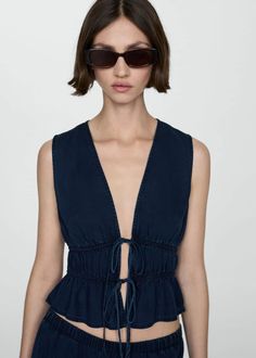 Ruffled top with bows -  Women | Mango USA Bow Women, Matching Swimwear, Total Look, Mode Inspo, Front Tie Top, Jeans Boyfriend, Ruffle Top, Denim Top, Boyfriend Jeans