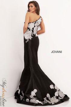 Looking for a stunning formal dress that will turn heads? Check out the Jovani 3918 Floral One Shoulder Evening Dress. This beautiful gown features a single shoulder strap adorned with delicate floral appliques, an A-line silhouette that flatters your figure, and a floor-length skirt with a slit for added drama. Whether you're attending a black tie event or your prom, this dress is sure to impress. One Shoulder Evening Dress, Fitted Lace Dress, Long Sleeve Evening Gowns, Plastic Dress, Off Shoulder Gown, Satin Dress Long, Long Evening Gowns, Asymmetrical Neckline, Mermaid Silhouette