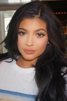 ᴘɪɴᴛᴇʀᴇsᴛ: ᴋᴀᴛᴇʀɪᴄᴀᴍᴘʙᴇʟʟ Kylie Jenner Eyelashes, Alena Shishkova, Cute Eye Makeup